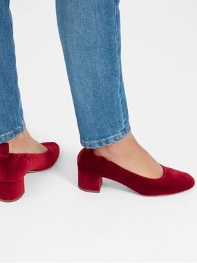 Everlane The Day Red Velvet Scrunch Back Low 2" Block Heels Sz 8